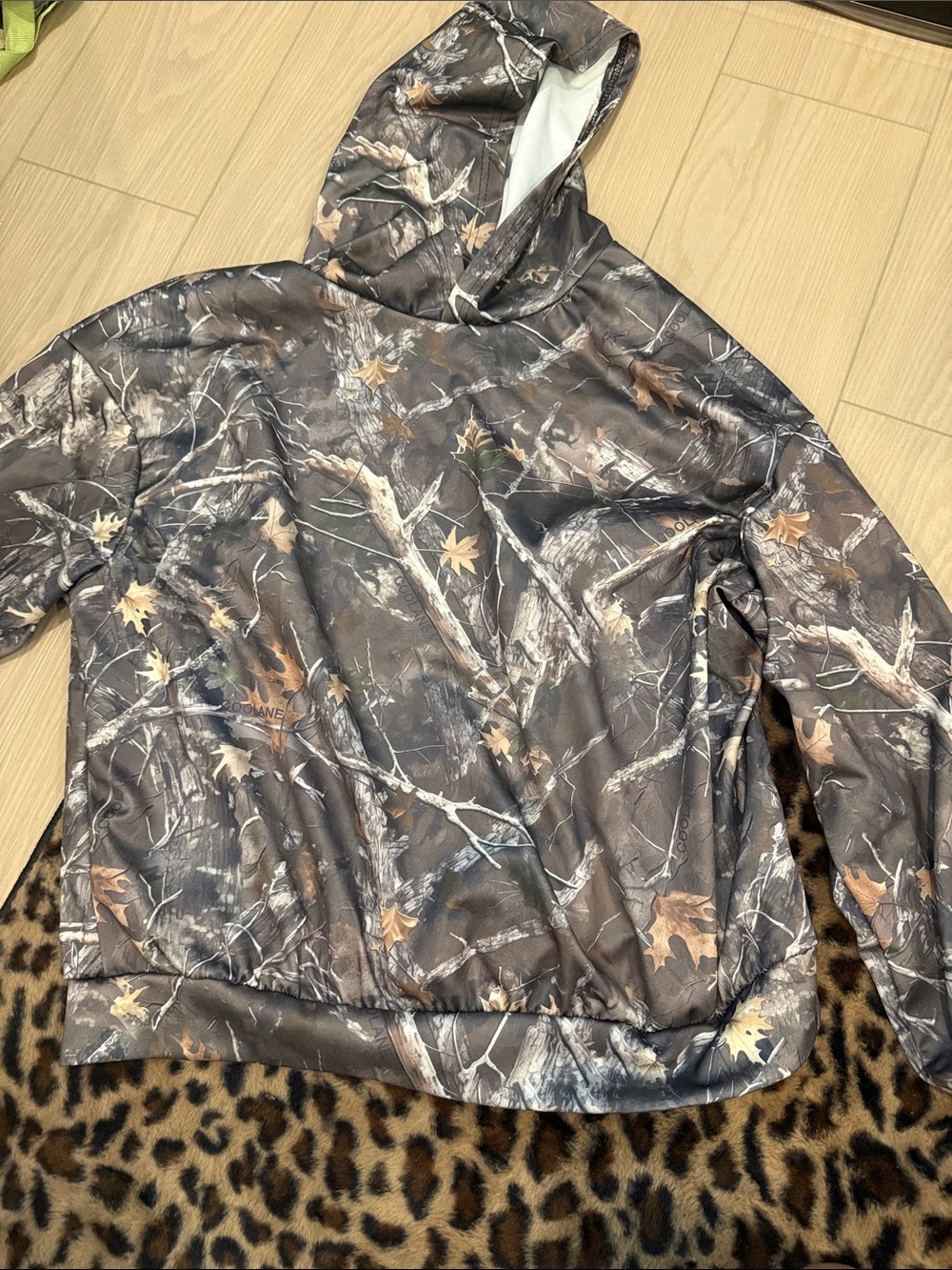 SHEIN Women's Brown Gray Woodland Camo Hooded Pullover